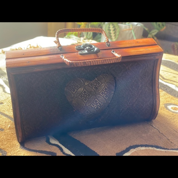 Handbags - Wooden Clutch